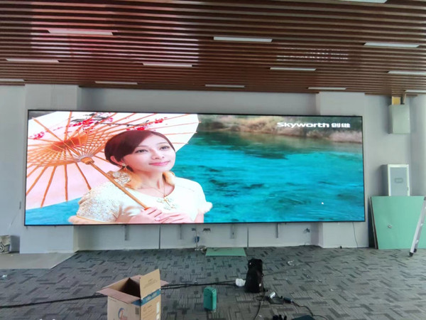 德昌P1.53led小间距屏安装案例